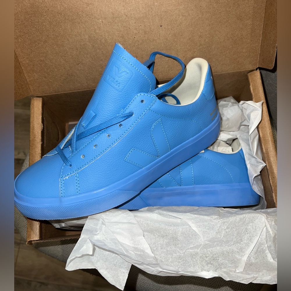 Veja Campo Chromefree Leather MANSUR-GAVR CELESTE   US9/EUR40